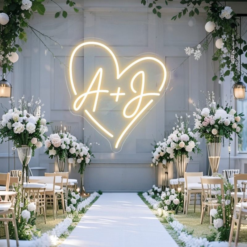 カスタムイニシャルハートLEDネオンサイン、結婚式パーティー - Home Decor Product のレビューと価格
