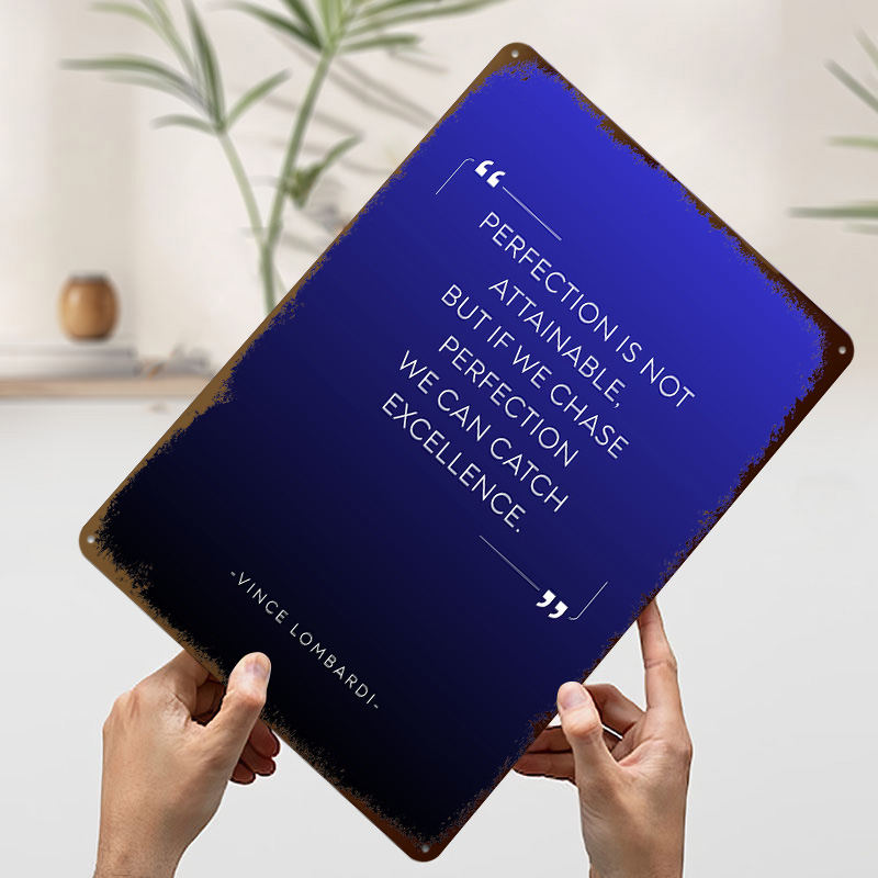 ヴィンス・ロムバーディの「完璧さについて」の名言メタルポスタ - Home Decor Quotes On Wall のレビューと価格